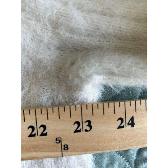 Urban Outfitter Cropped Fuzzy Cream Sweater, Size Large - Picture 7 of 8